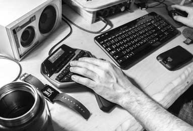 意甲媒体透露：阿莱格里对米兰管理层非常不满，不确定下赛季能否留任米兰